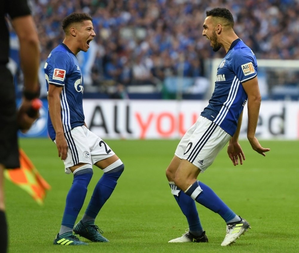 Schalke 04 e Bayer Leverkusen dividem pontos. AFP