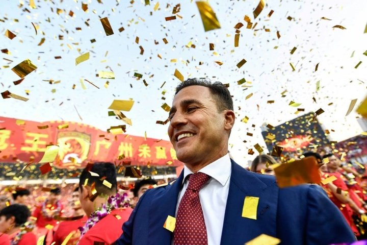 Tras China, Cannavaro quiere entrenar en Europa