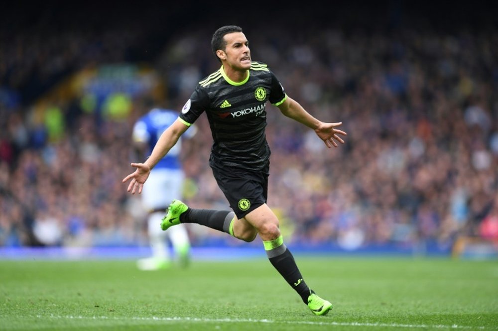 Vitória por 0-3 do Chelsea teve início em golaço de Pedro Rodríguez (66'). AFP