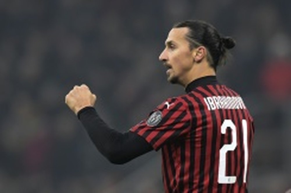 Fiorentina enter the race to sign Ibrahimovic. AFP
