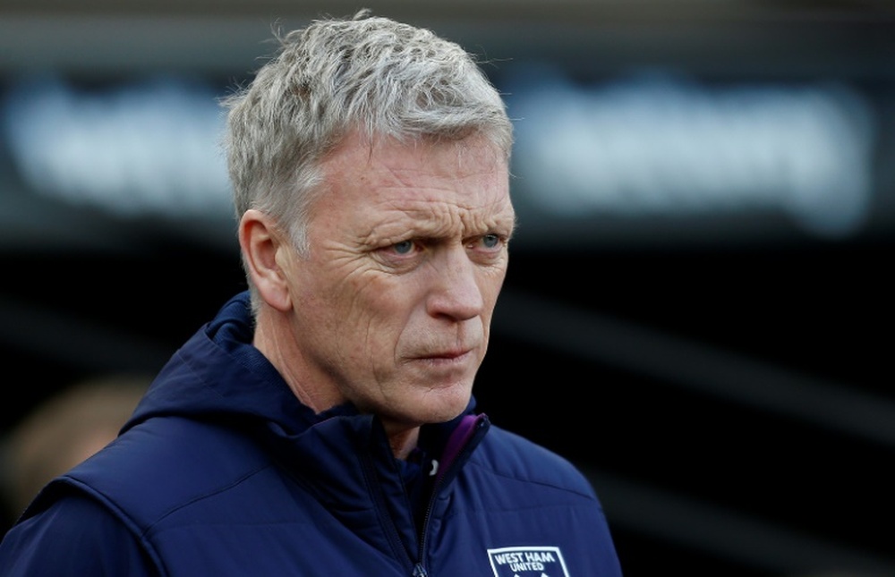 Moyes fija su mirada en Ryan Manning. AFP