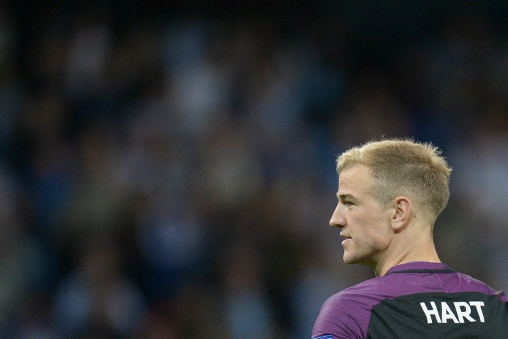 City manager Pep Guardiolas move for Claudio Bravo is likely to mean England goalkeeper Joe Hart will be sold before next weeks transfer deadline