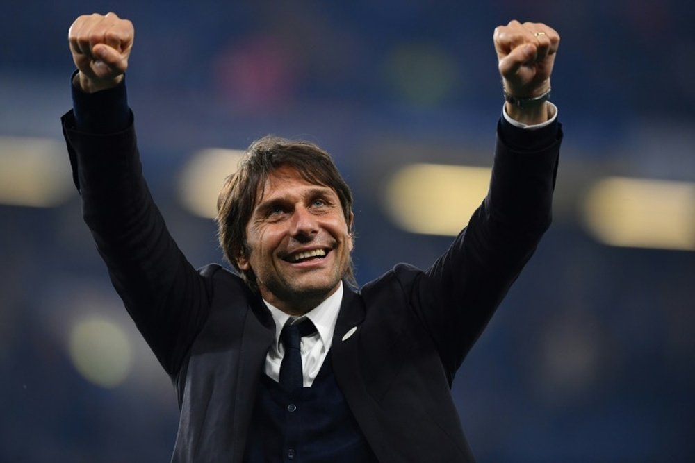 Conte será del Chelsea hasta 2019. AFP
