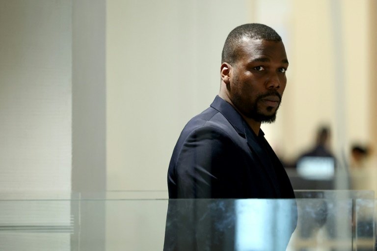 Condenado pelo sequestro do próprio irmão, o jogador Paul Pogba