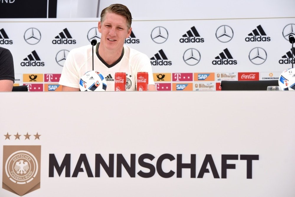 Germanys Bastian Schweinsteiger tells a press conference he is confident over his fitness. BeSoccer