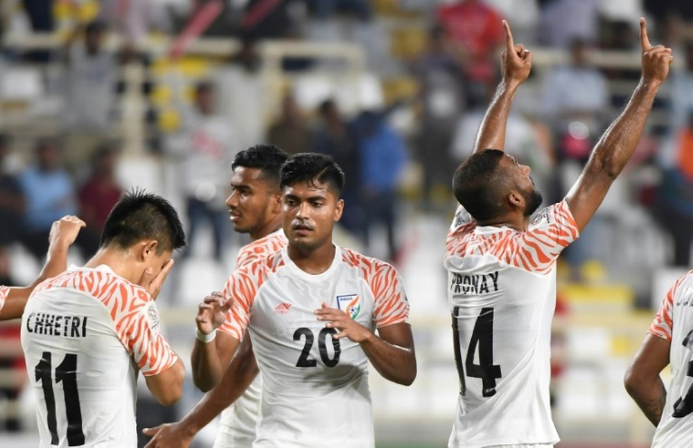 India golea a Tailandia. AFP