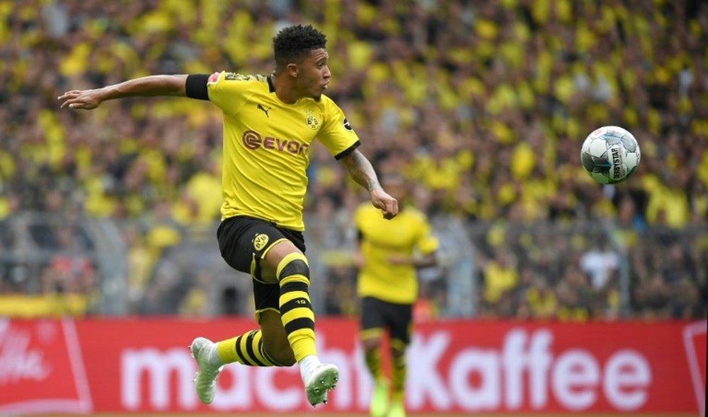 Jadon Sancho despierta interés entre varios grandes de Europa. AFP