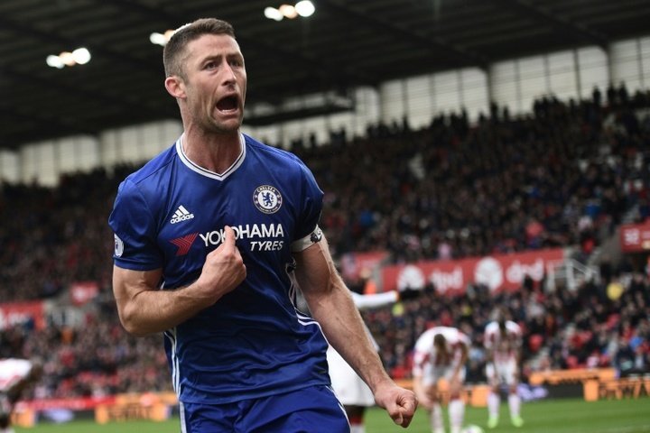Cahill late winner for the leaders