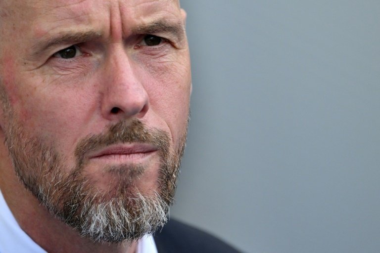 Ten Hag urged Man Utd to be more 'clinical' after loss to Liverpool