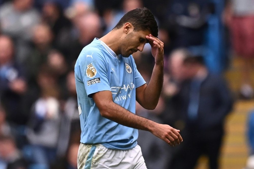 Pep Guardiola furieux contre Rodri après son carton rouge. afp