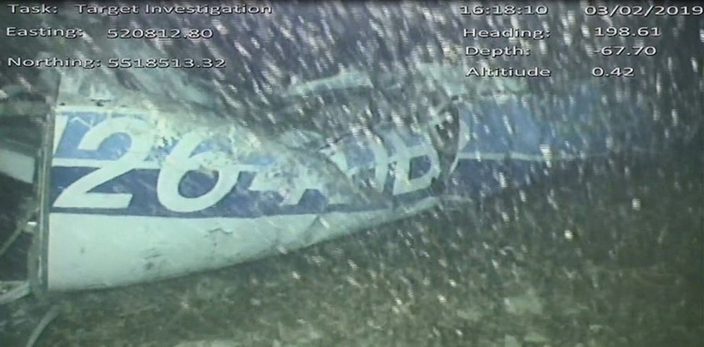Los restos del avión en el que se estrelló Sala ya no están donde estaban. AFP/Archivo