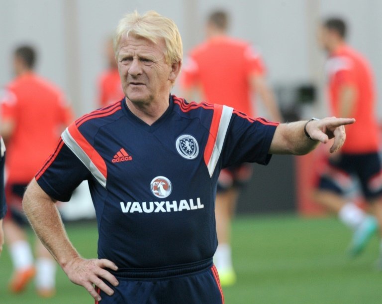 Head coach of Scottish national football team Gordon Strachan attends a training session on the eve of their Euro 2016 qualifying football match between Georgia and Scotland in Tbilisi on September 3, 2015