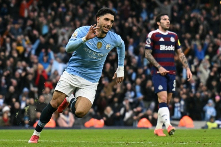 Marmoush reina en el susto de Haaland