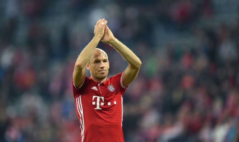 Robben se cabrea con Ancelotti por el cambio: 