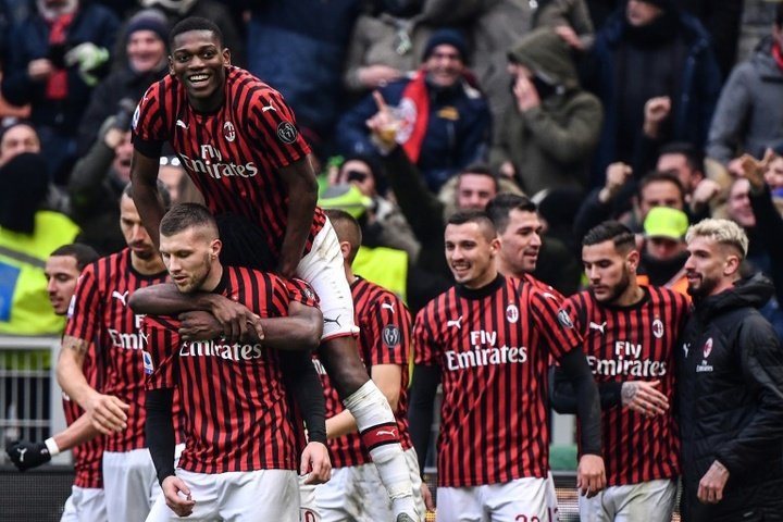 Milan engata a segunda vitória seguida e vai subindo na Serie A