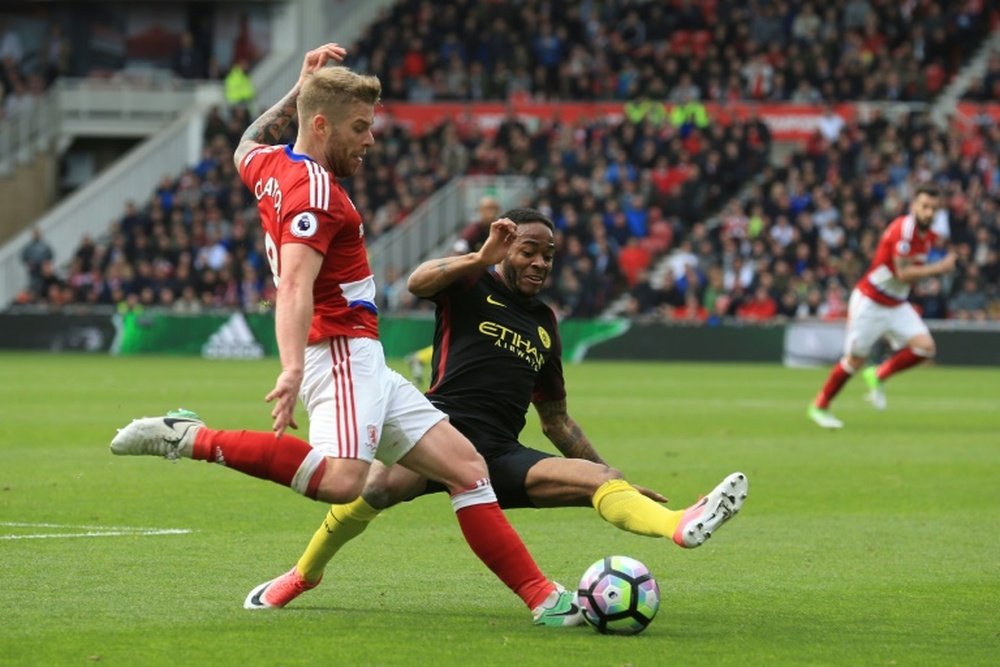 Life on the road is sweet for record-breaking Man City