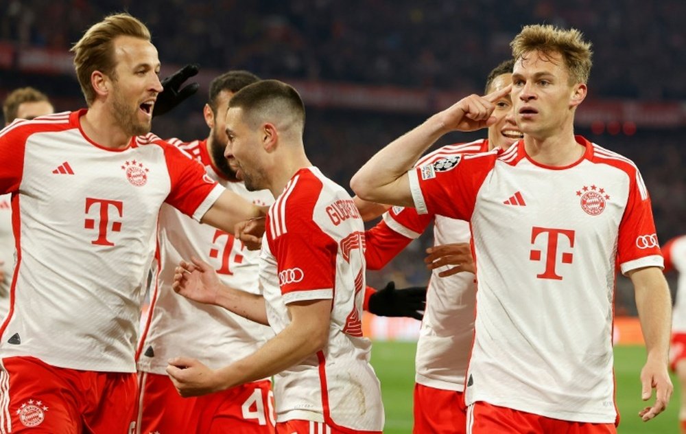 Kimmich celebra seu gol, que classificou o Bayern. AFP