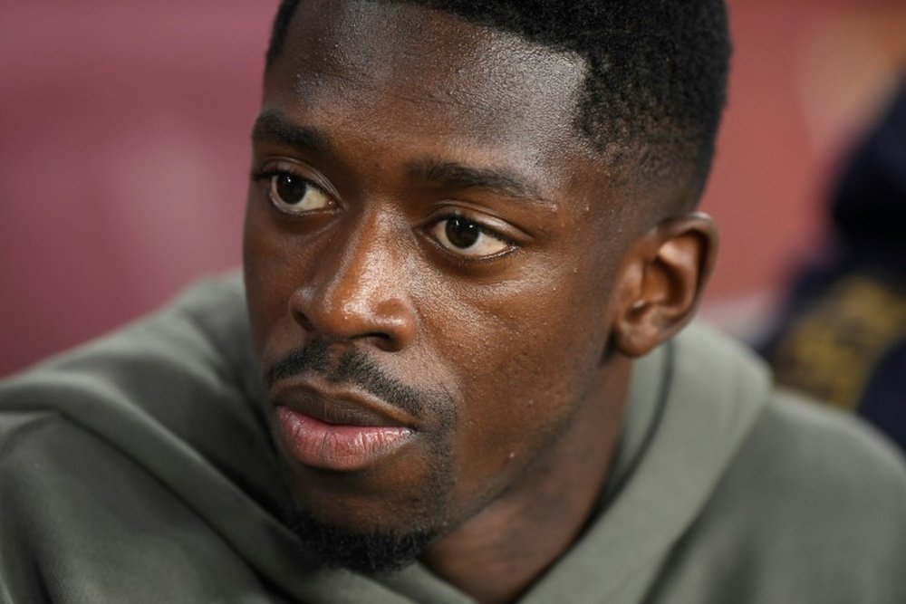 Dembélé estará dos partidos sin jugar. AFP