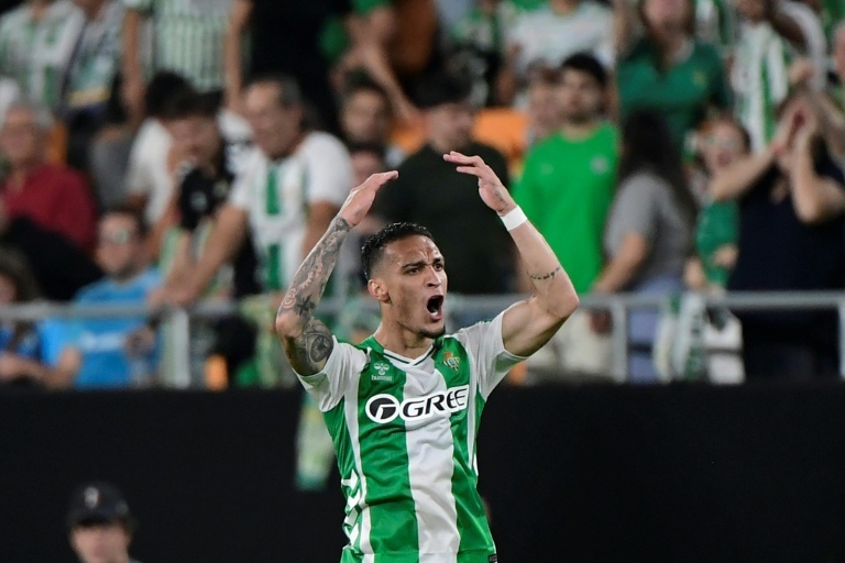 Actualidad del Betis: Antony, aliviado tras su gol