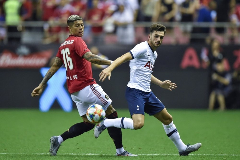 Troy Parrott renova com o Tottenham. AFP