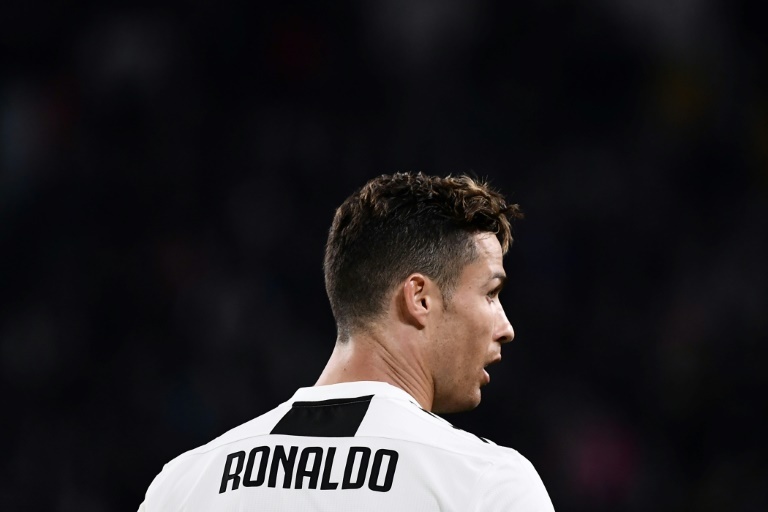 Cristiano Ronaldo girlfriend open hair transplant clinic  The Sports Daily