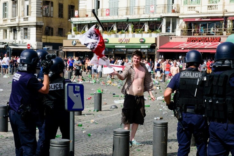UEFA opens probe into Russia for England match violence