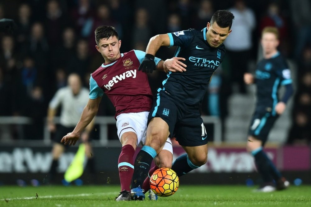 West Ham defender Aaron Cresswell has signed a one-year contract extension. BeSoccer