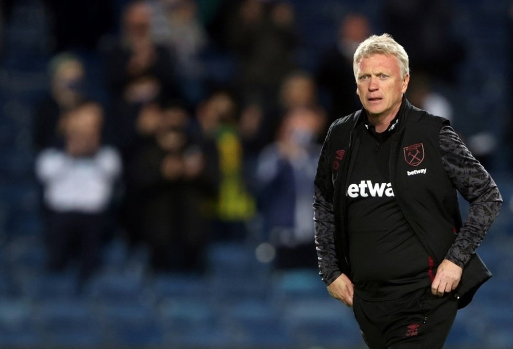 Moyes claims Lyon are the favourites. AFP