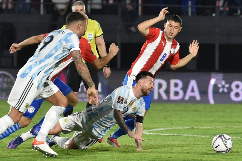 Argentina firmó un insulso 0-0 ante Paraguay. AFP