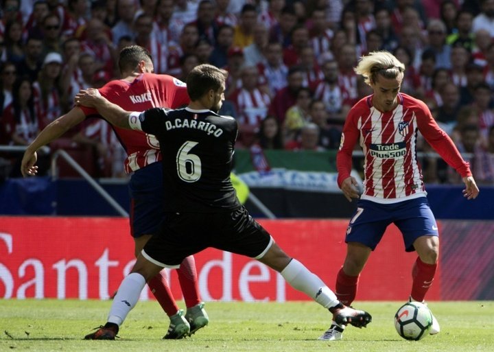 Costa watches Atletico extend their unbeaten run in La Liga