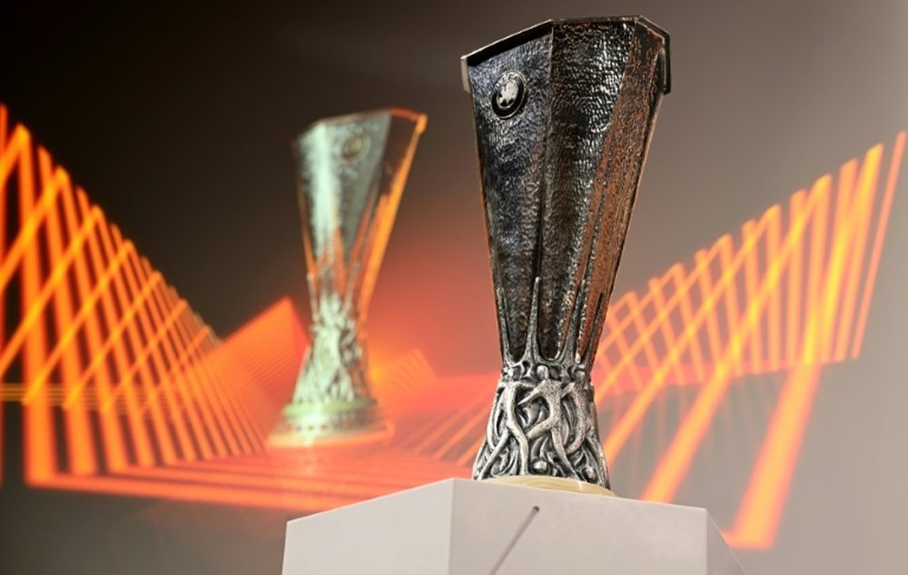 El Sevilla FC ha facilitado la lista de 21 jugadores que se medirán al PSV en el play-off de la Europa League.
