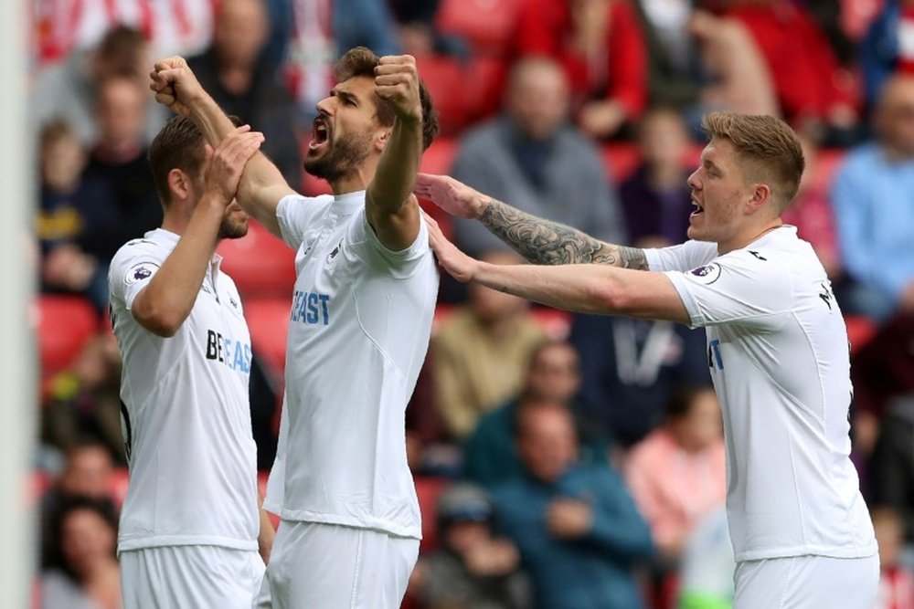 Llorente anotó 15 goles con el Swansea. AFP