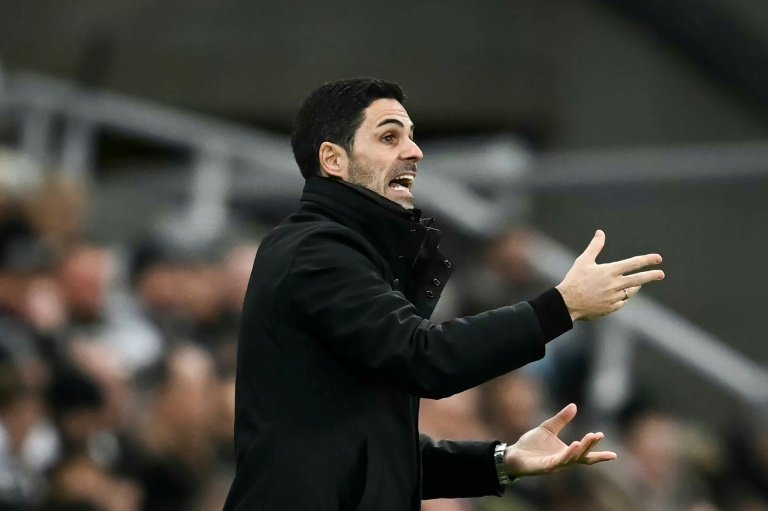 Arsenal  can close the gap on Liverpool if they beat West Ham. AFP