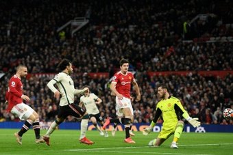 Liverpool and Man Utd to clash in Bangkok