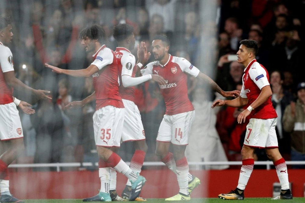 El Arsenal pasa como primero de grupo a dieciseisavos. AFP