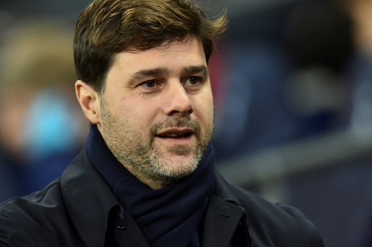 Pochettino quiere que el Tottenham tome riesgos en el mercado. AFP