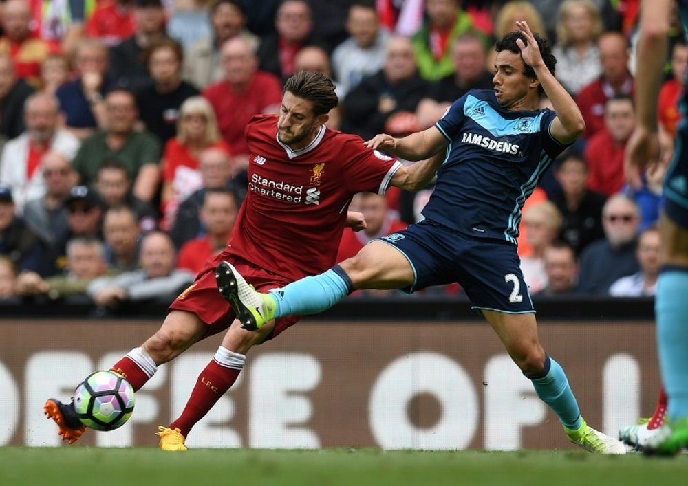 Lallana se perderá también la fase previa de la Champions. AFP