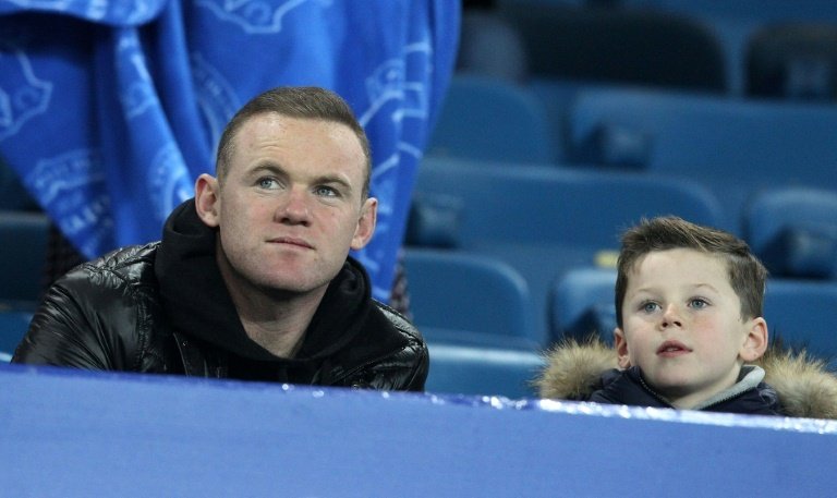 Kai Rooney ya sigue los pasos de su padre. AFP