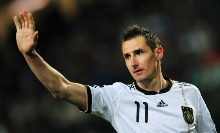 Miroslav Klose is giving tips how to win against Mexico. AFP