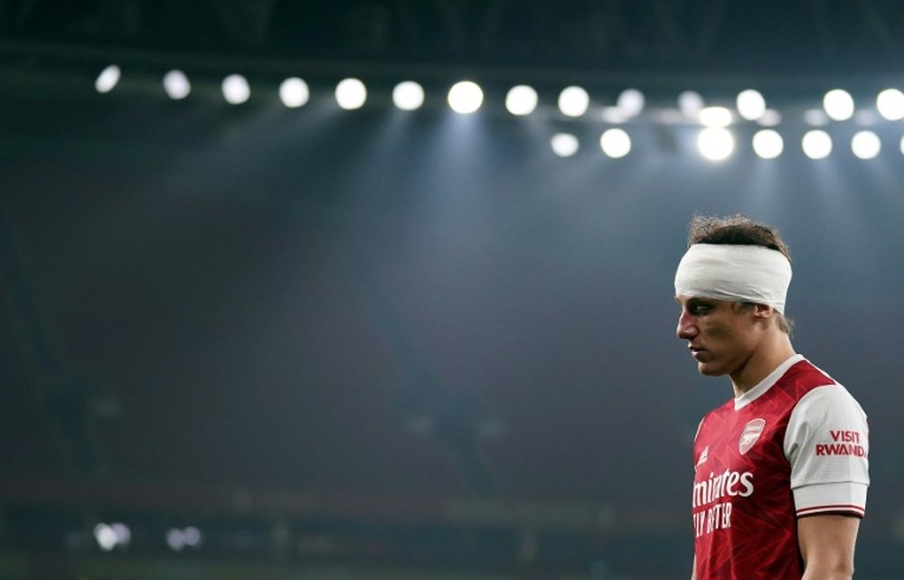 David Luiz protagonizou choque de cabeça que levou adversário ao hospital. AFP
