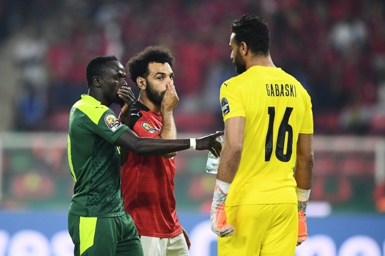 Tras la final de la Copa África... Salah y Mané lucharán por ir al Mundial. AFP