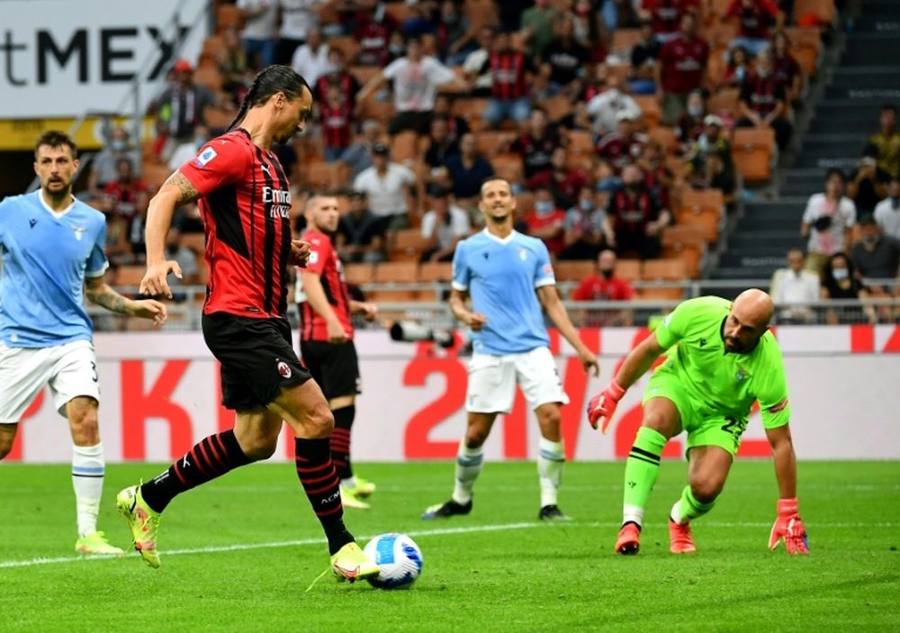 Ibrahimovic marcou o 2º gol do Milan. AFP