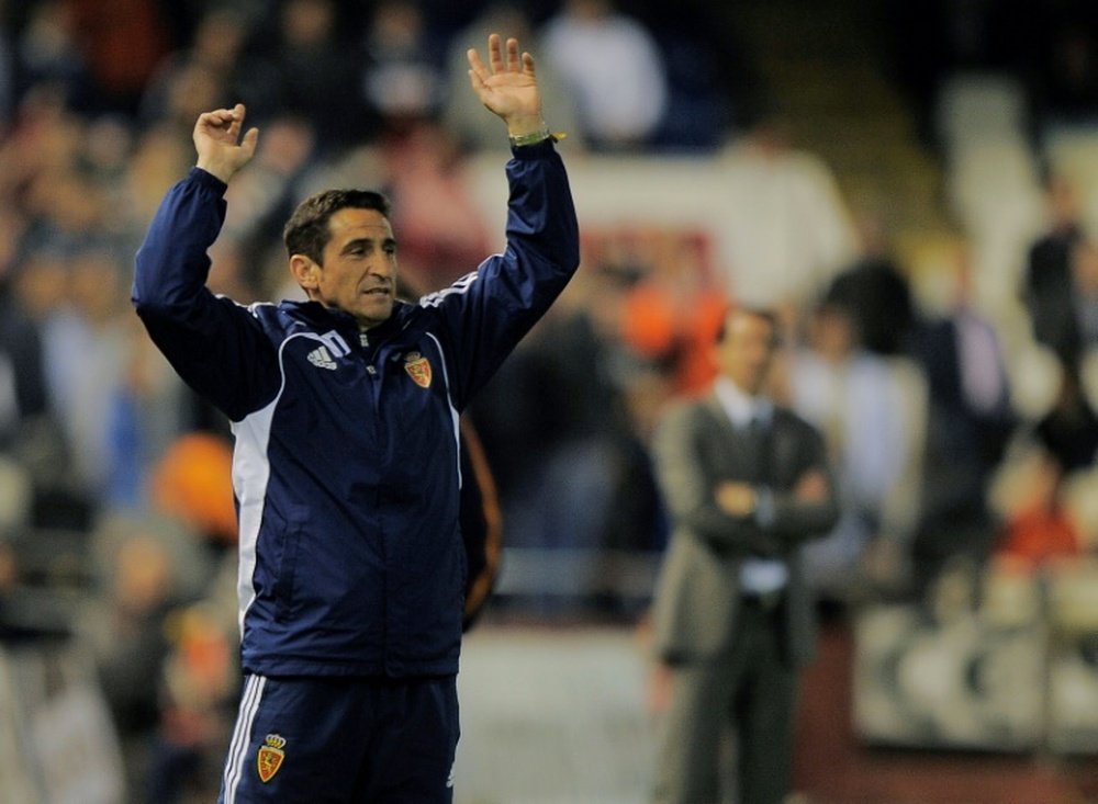 AEK Athens bring back former coach Jimenez AEK Athens bring back former coach Jimenez