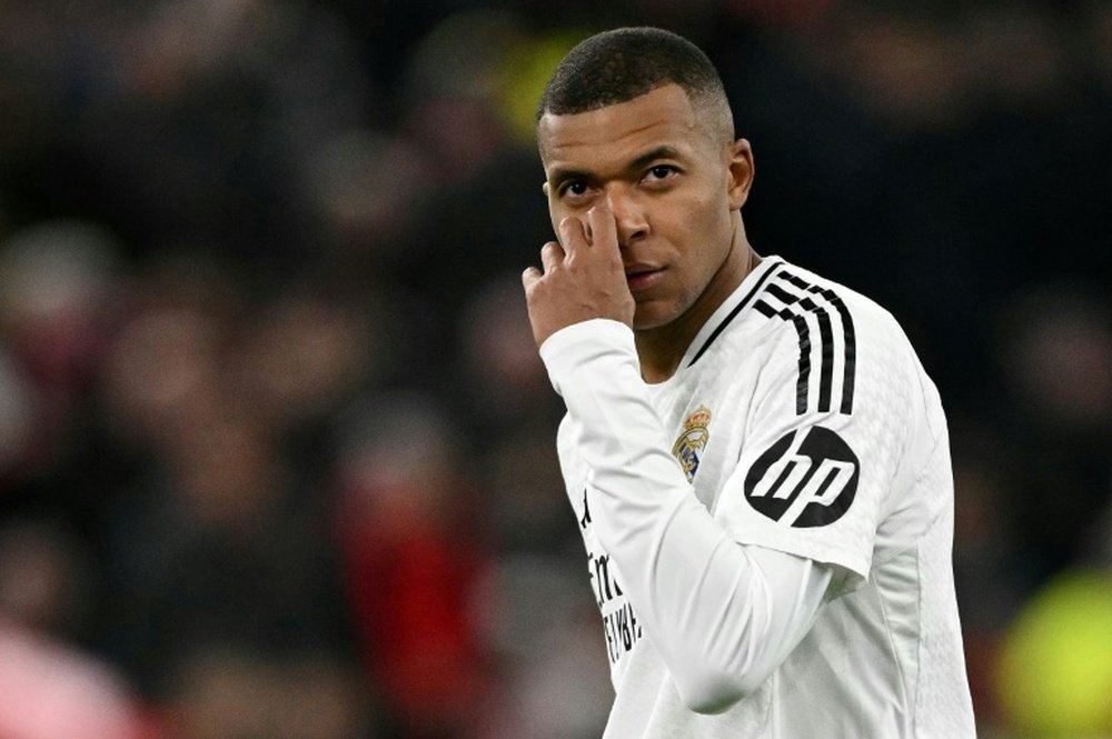 Mbappe a manqué un penalty contre Liverpool. AFP