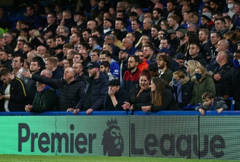 O Chelsea pensa em um jovem jogador do Derby County. AFP