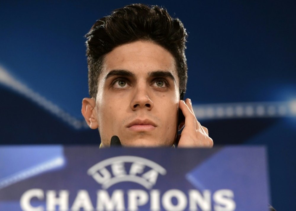 El CFB Marc Bartra se estrena en el MIC de la mano de Eric Bartra. AFP