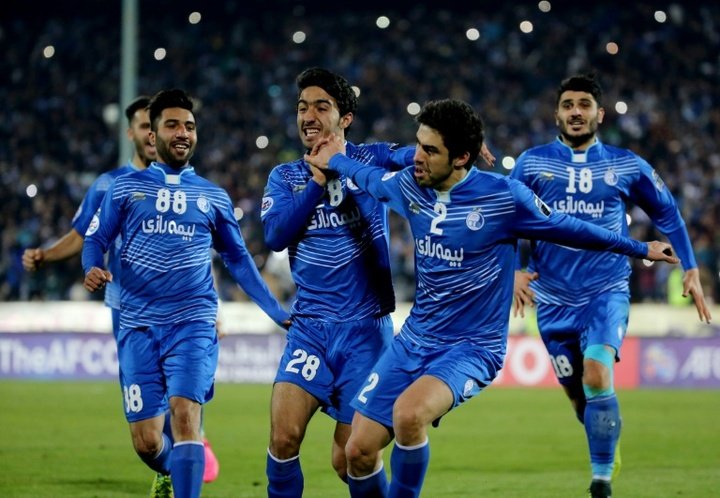 Iran's Esteghlal fined over laser beams
