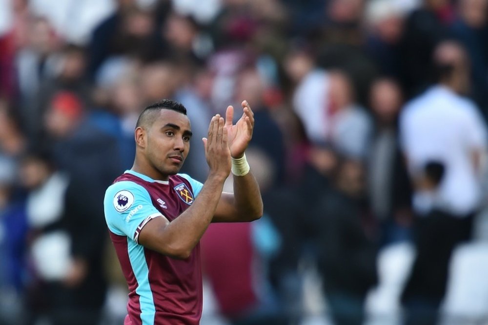 Payet looks set to stay at West Ham, despite reported interest. AFP