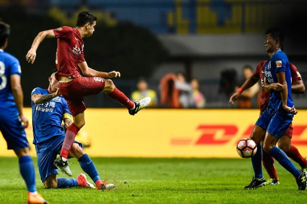 Oscar ban harming Chinese Super League title hopes, Villas-Boas fears