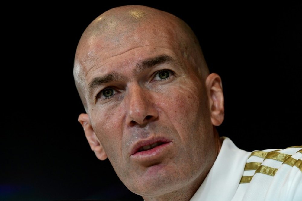 Zidane falou sobre a lesão de Carvajal na coletiva de imprensa após vitória sobre o Eibar. AFP